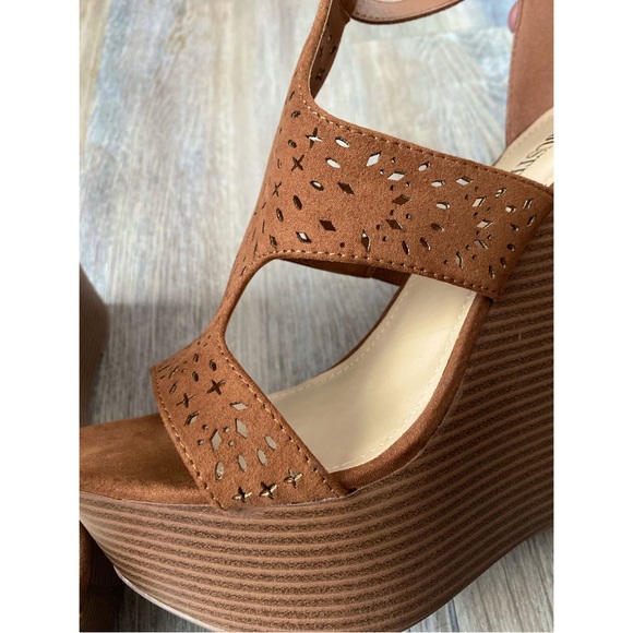 Brown Suede Sheree Wedges - Picture 4 of 7